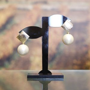 Pendientes gran perla blanca